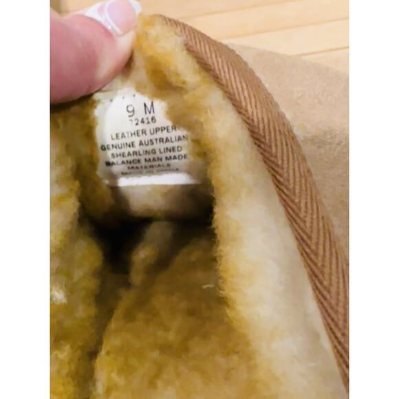 The Vermont Country Store Sheepskin Scuffs Men’s Slippers Size 9 Sherpa main image 4
